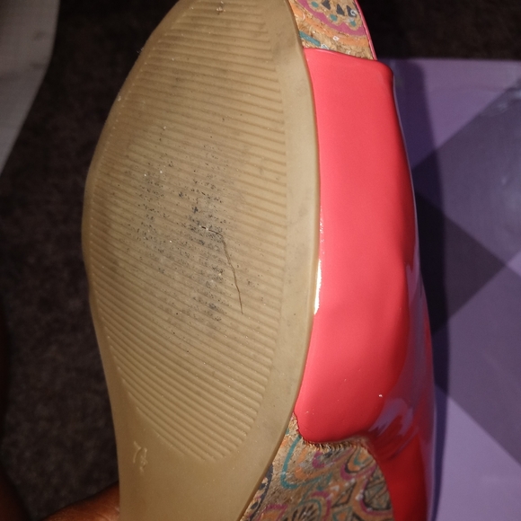 Wedge Heels - Picture 5 of 5